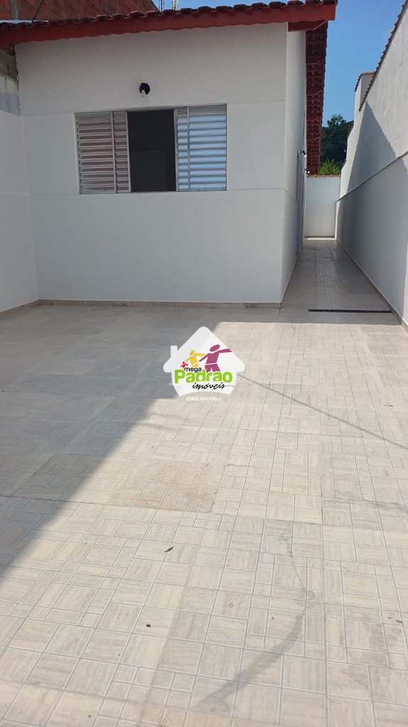 Casa em Guarulhos, no bairro Jardim Oliveira