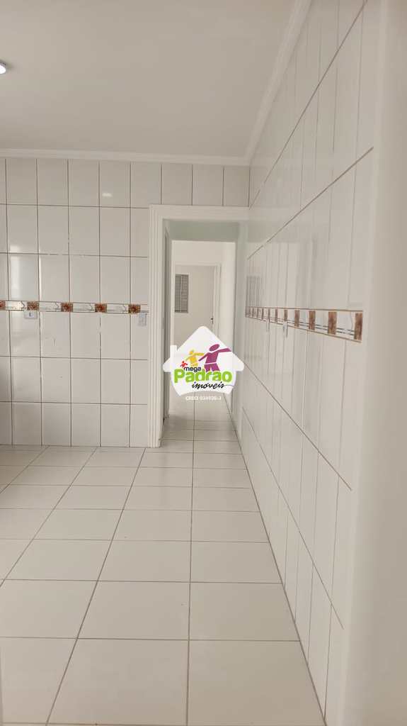 Casa em Guarulhos, no bairro Jardim Oliveira