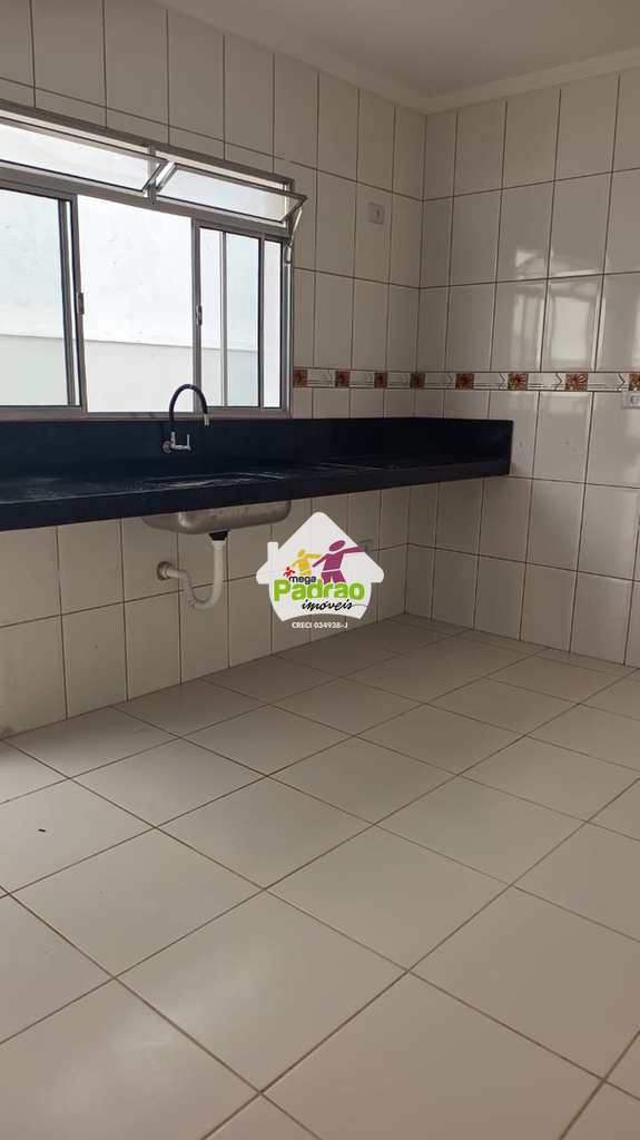 Casa em Guarulhos, no bairro Jardim Oliveira