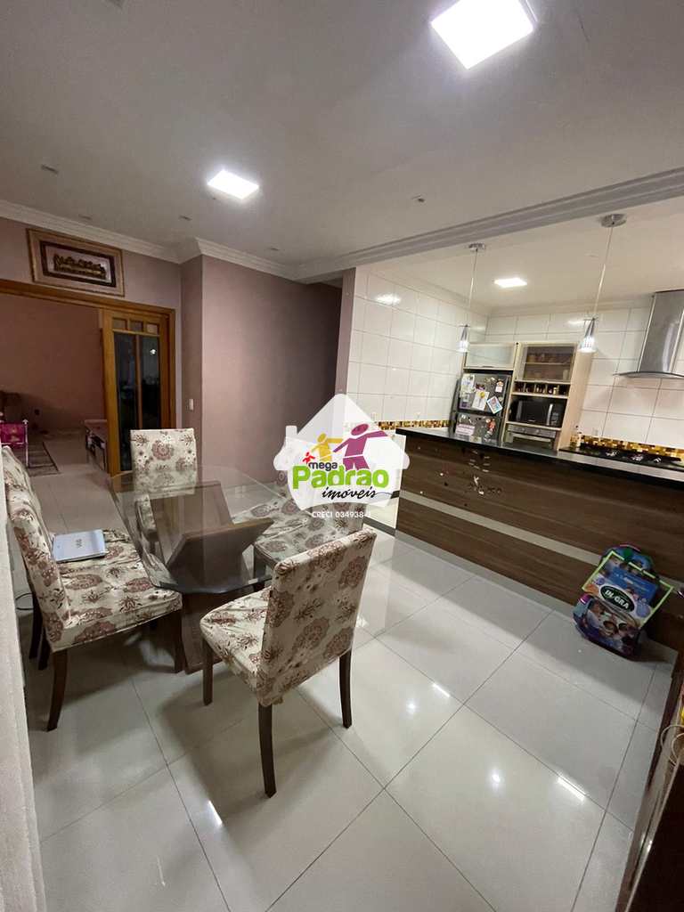 Casa em São Paulo, no bairro Vila Nova Carolina