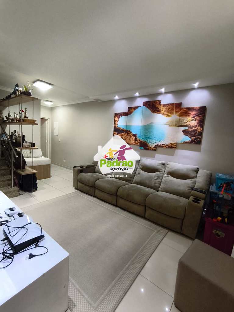 Sobrado em Guarulhos, no bairro Jardim Vila Galvão