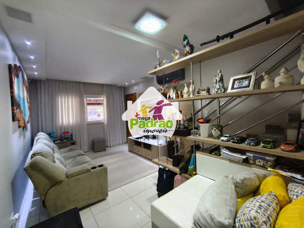 Sobrado em Guarulhos, no bairro Jardim Vila Galvão