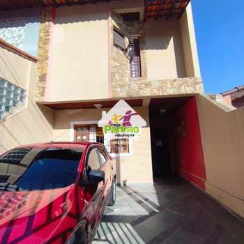 Sobrado em Guarulhos, bairro Vila Milton