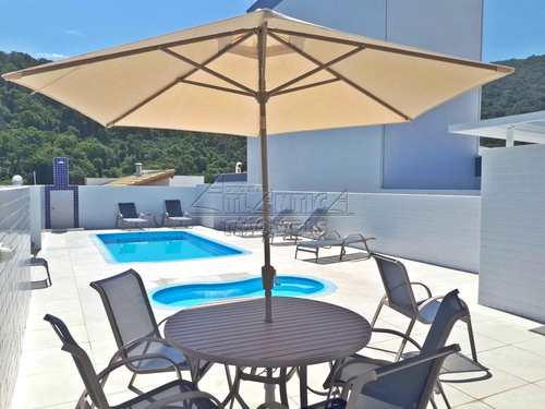 Apartamento, código 3354 em Ubatuba, bairro Praia das Toninhas
