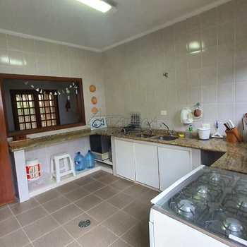 Casa de Condomínio em Ubatuba, bairro Lagoinha
