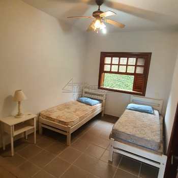 Casa de Condomínio em Ubatuba, bairro Lagoinha