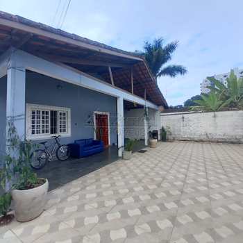 Casa em Ubatuba, bairro Parque Vivamar