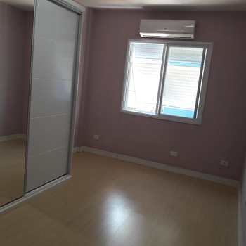 Apartamento em São Vicente, bairro Centro