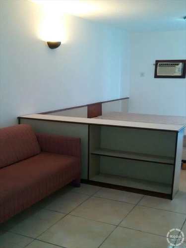 Flat, código 8165 em São Vicente, bairro Centro