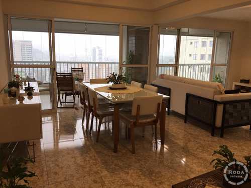 Apartamento, código 5799 em Santos, bairro Encruzilhada