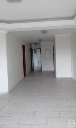 Apartamento, código 9667 em Santos, bairro Embaré