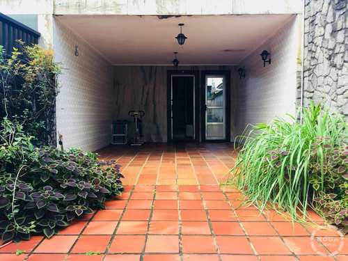 Casa, código 13755 em Santos, bairro Boqueirão