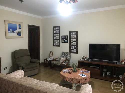 Casa, código 17518 em Santos, bairro Aparecida