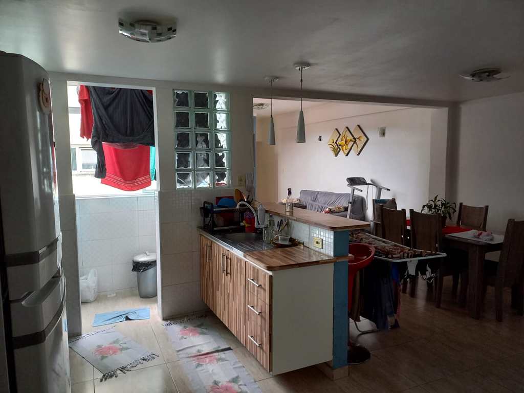 Apartamento em São Vicente, no bairro Parque São Vicente