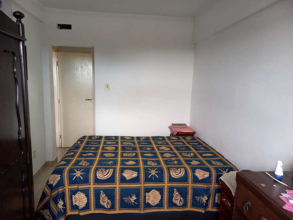 Apartamento em São Vicente, no bairro Parque São Vicente