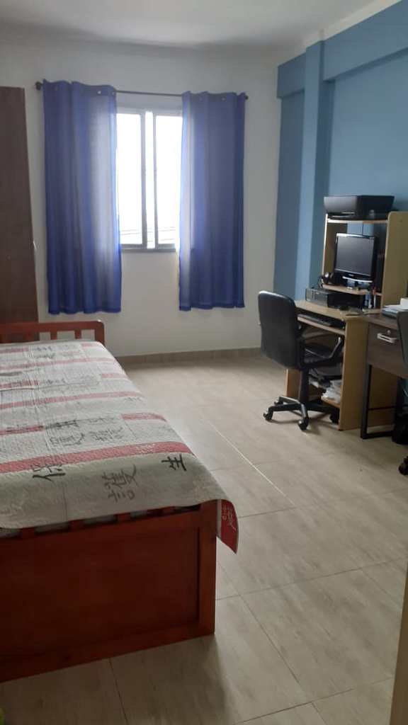 Apartamento em São Vicente, no bairro Parque São Vicente
