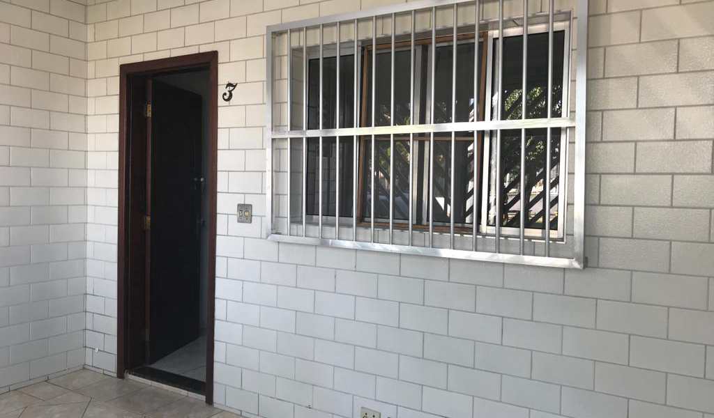Casa em São Vicente, bairro Parque São Vicente