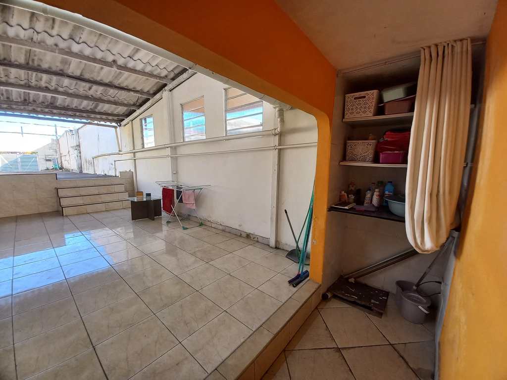Casa em São Vicente, no bairro Parque São Vicente