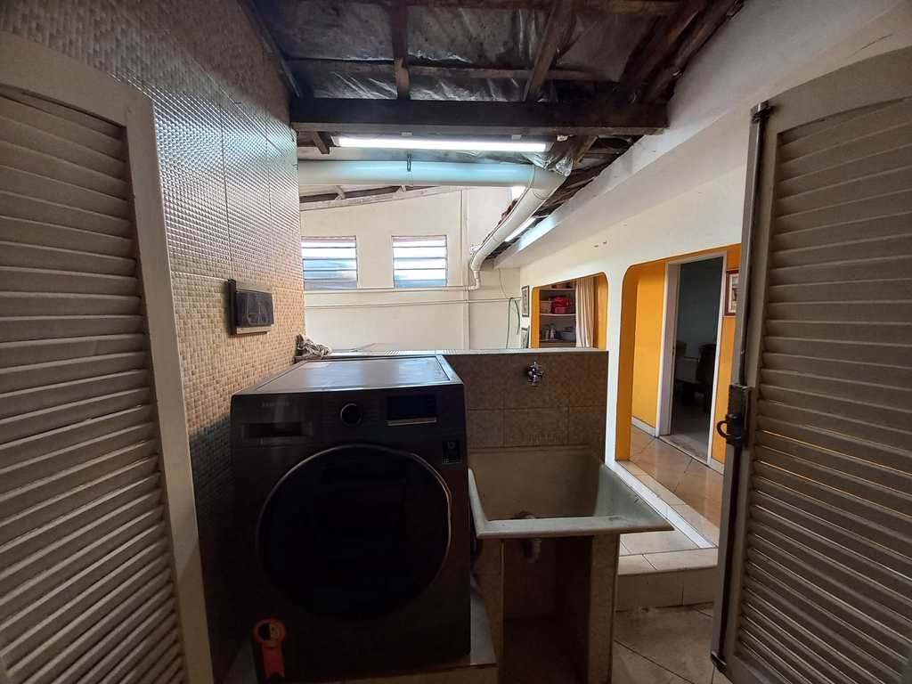 Casa em São Vicente, no bairro Parque São Vicente