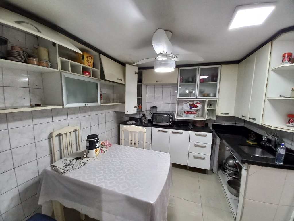 Casa em São Vicente, no bairro Parque São Vicente