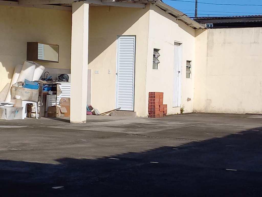 Casa em São Vicente, no bairro Parque São Vicente
