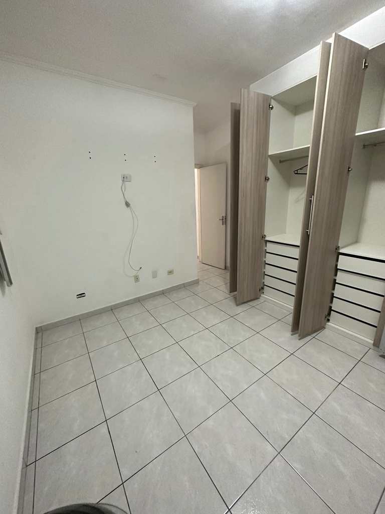 Casa em São Vicente, no bairro Vila Nossa Senhora de Fátima