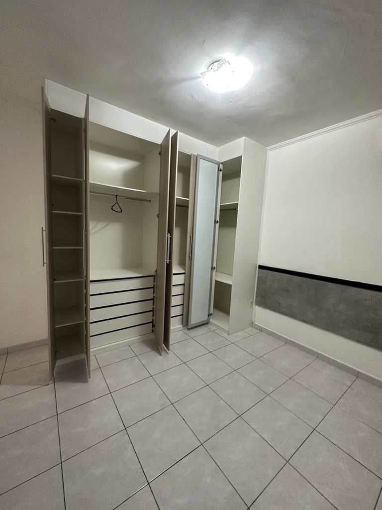 Casa em São Vicente, no bairro Vila Nossa Senhora de Fátima