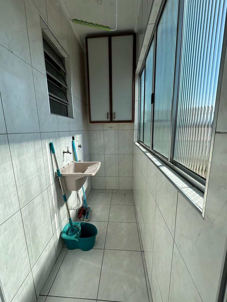 Casa em São Vicente, no bairro Vila Nossa Senhora de Fátima