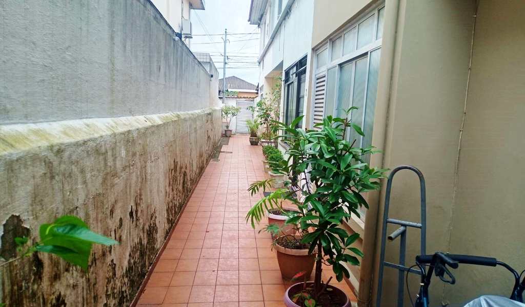 Sobrado de Condomínio em São Vicente, bairro Vila Valença