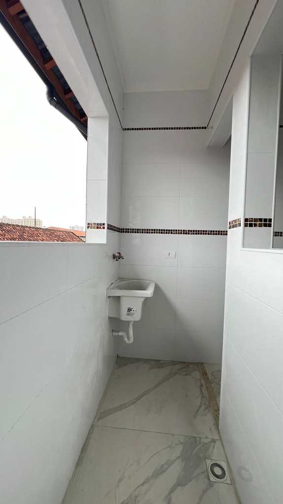 Casa de Condomínio em Praia Grande, no bairro Maracanã