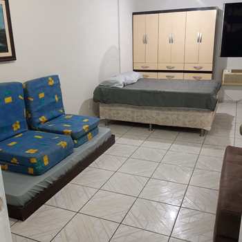 Kitnet em São Vicente, bairro Itararé