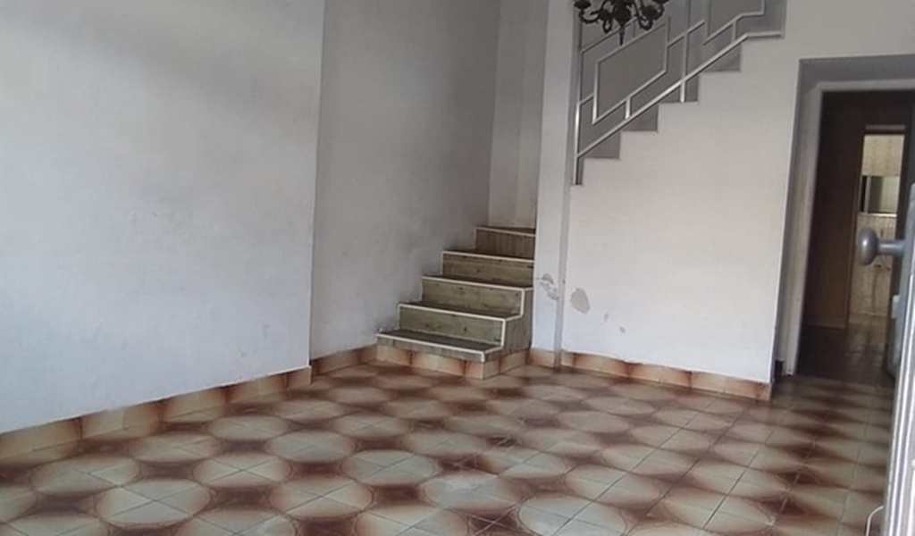 Casa em São Vicente, bairro Vila Valença