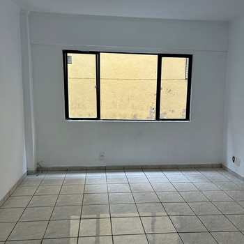 Apartamento em São Vicente, bairro Parque São Vicente