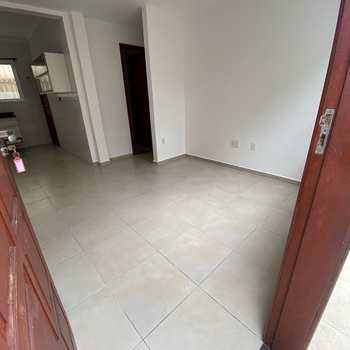 Casa em São Vicente, bairro Parque São Vicente