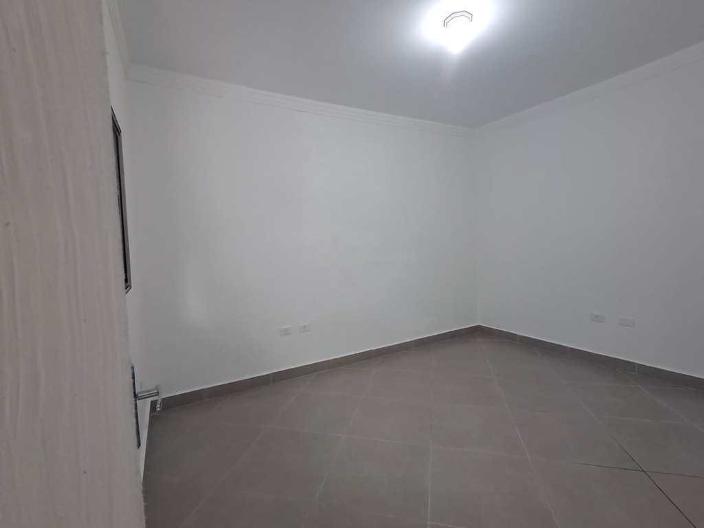 Casa em São Vicente, no bairro Cidade Naútica