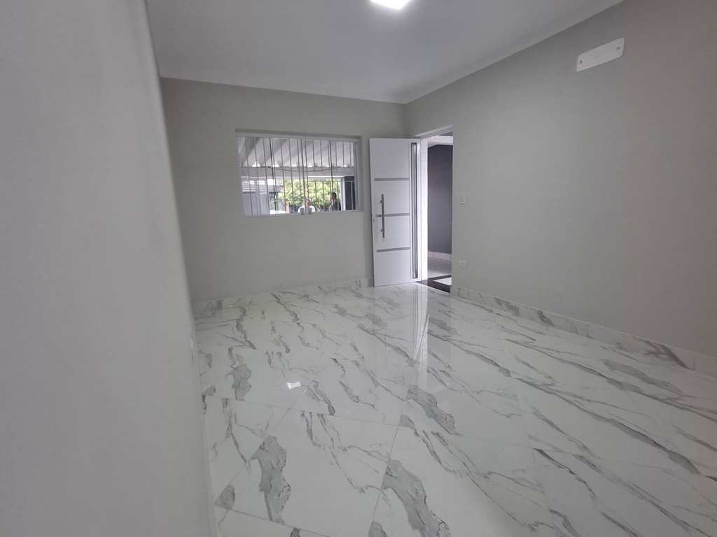 Casa em São Vicente, no bairro Cidade Naútica