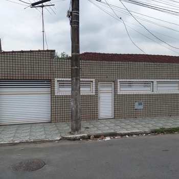 Casa em São Vicente, bairro Vila Margarida