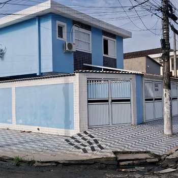 Casa em São Vicente, bairro Parque São Vicente