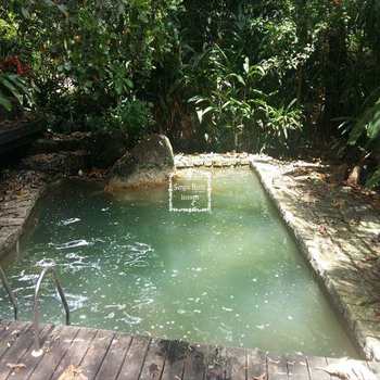 Casa em Ilhabela, bairro Feiticeira