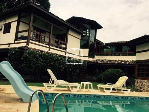 Sobrado, código 552 em Ilhabela, bairro Perequê