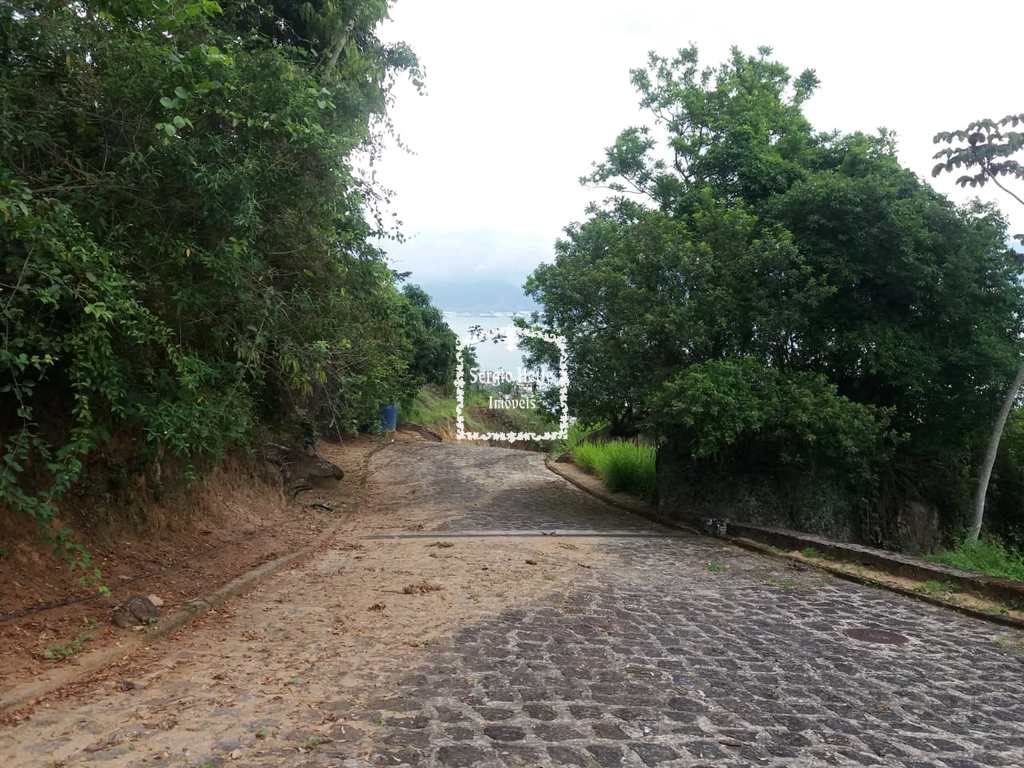 Terreno em Ilhabela, no bairro Centro