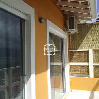 Apartamento em Ilhabela, bairro Centro