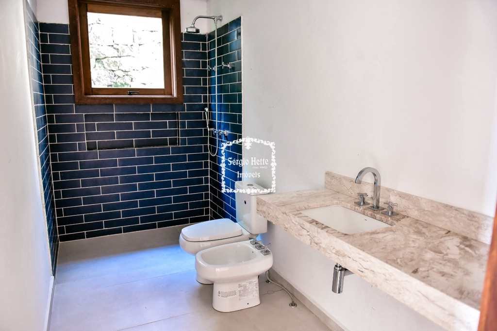 Casa em Ilhabela, no bairro Sul