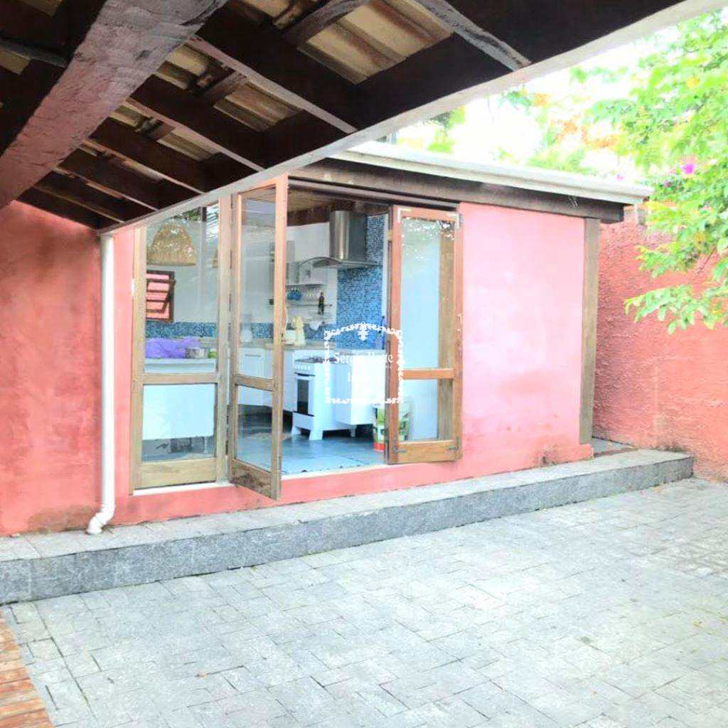 Casa em Ilhabela, no bairro Centro