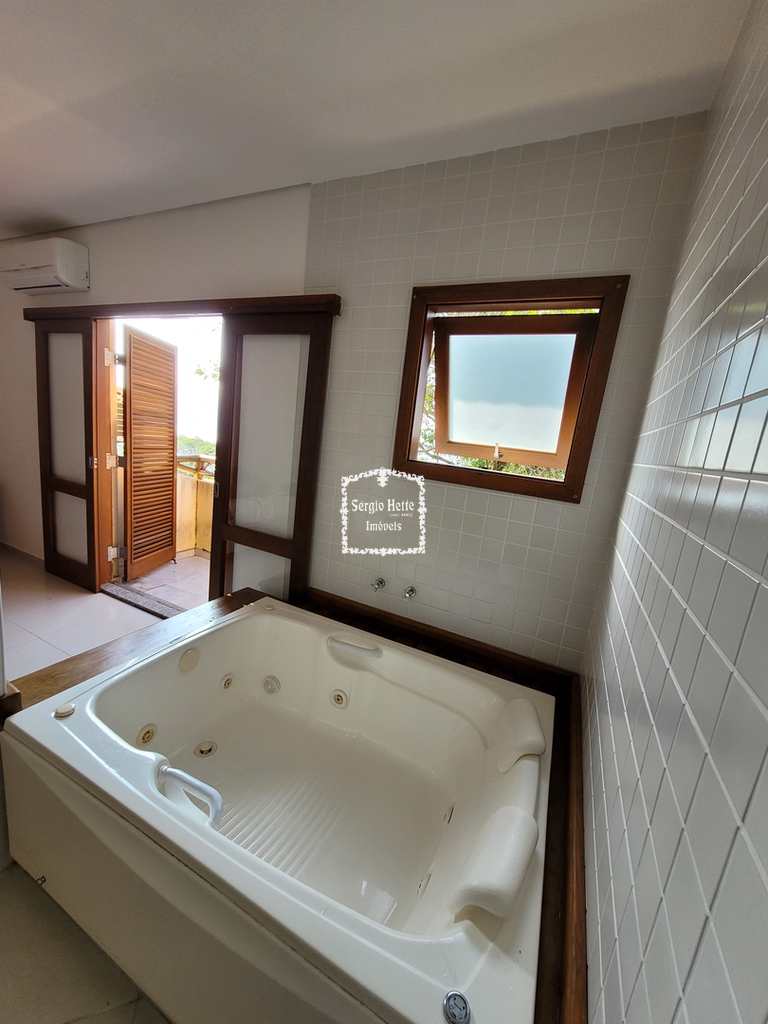 Casa de Condomínio em Ilhabela, no bairro Praia do Curral