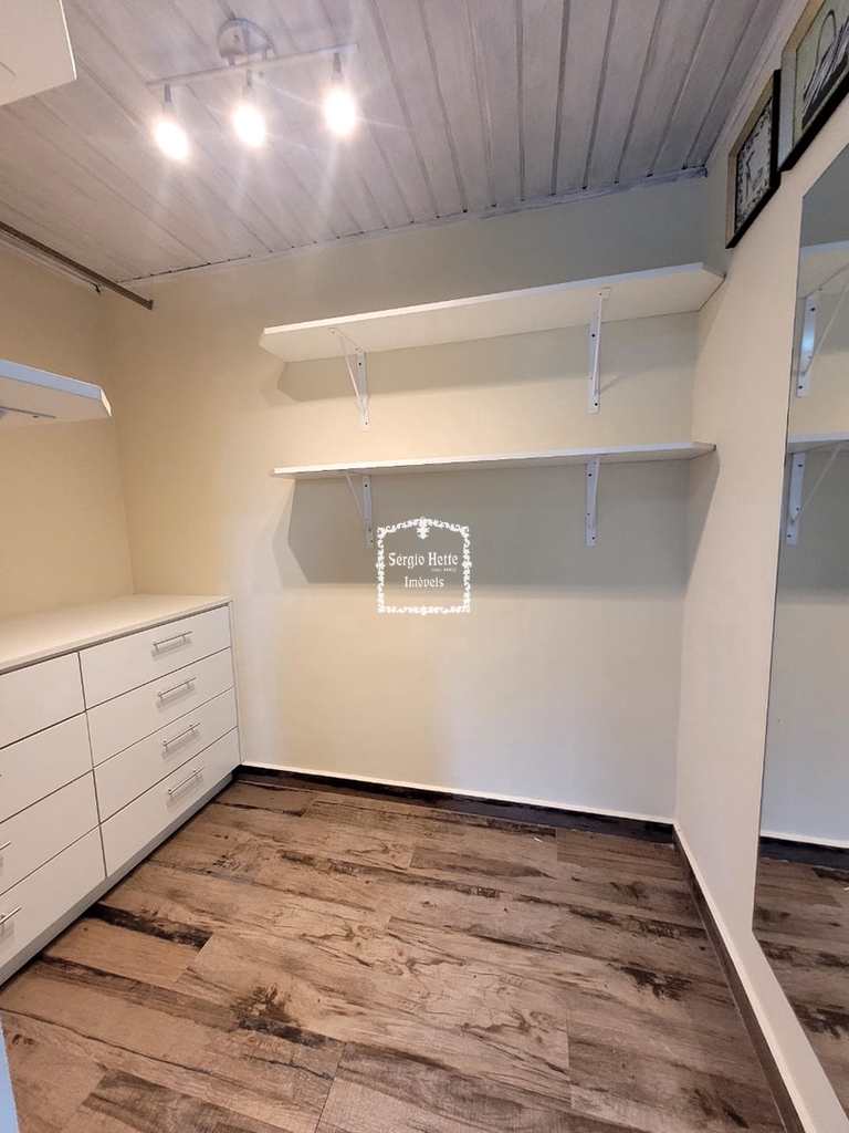 Apartamento em Ilhabela, no bairro Centro