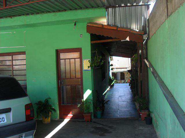 Sobrado em Biritiba-Mirim, no bairro Centro