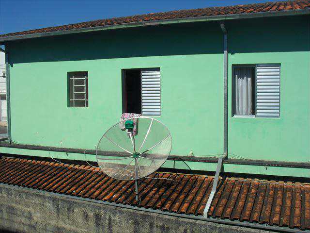 Sobrado em Biritiba-Mirim, no bairro Centro