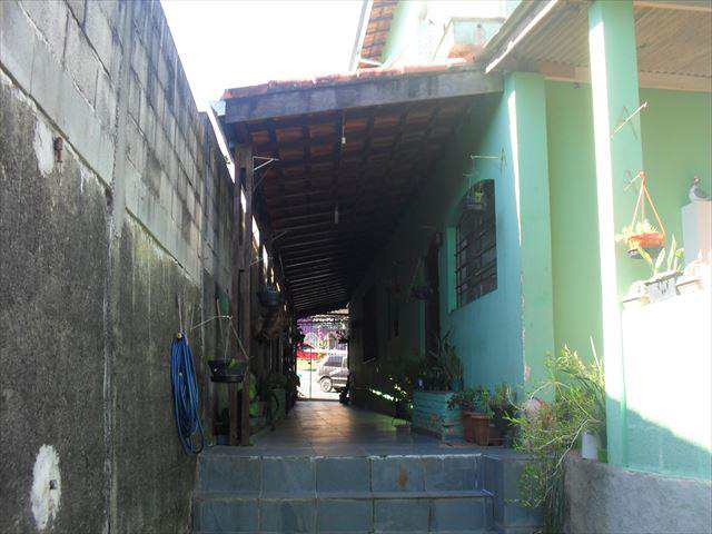 Sobrado em Biritiba-Mirim, no bairro Centro