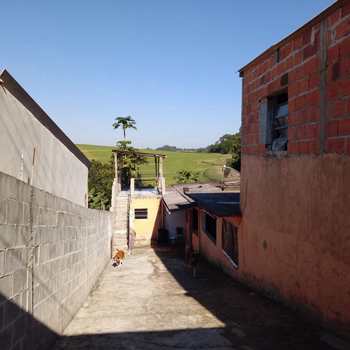 Casa em Biritiba-Mirim, bairro Jardim Castellano